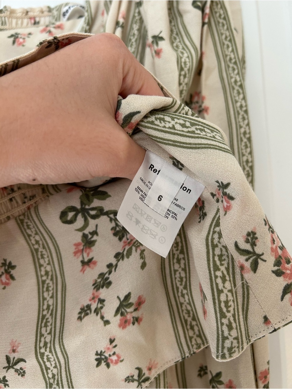 Reformation Cera Heath Floral Bow Button Front Bodice Blouse NWT Size 6 - Picture 5 of 6